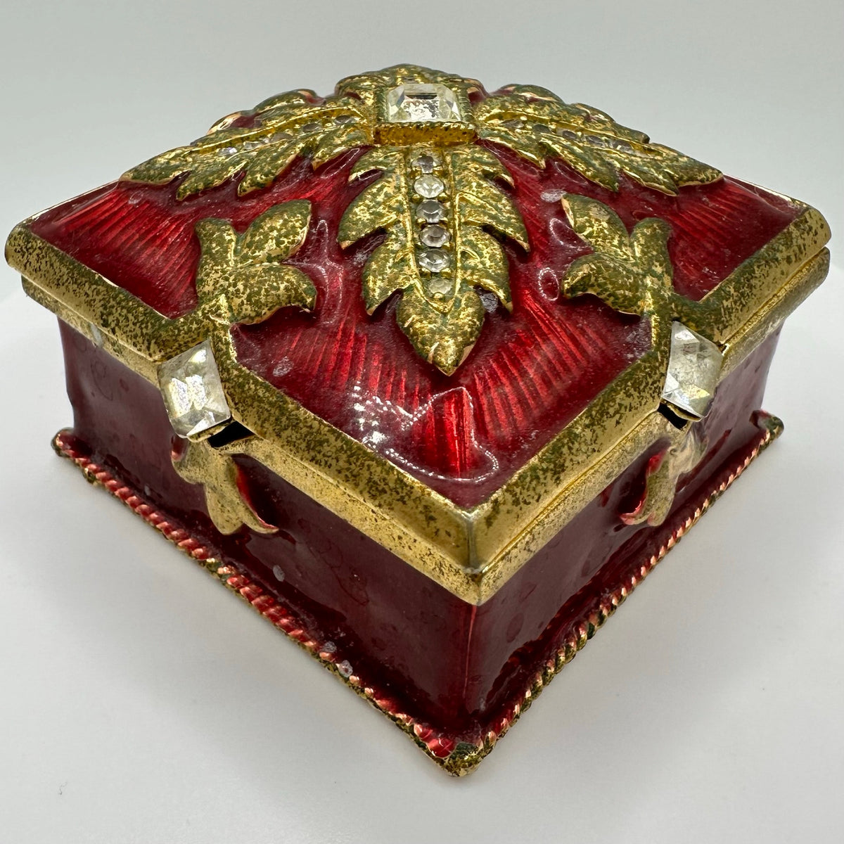 Folio vintage gold tone red enamel clear rhinestones trinket box 2x2x1.5