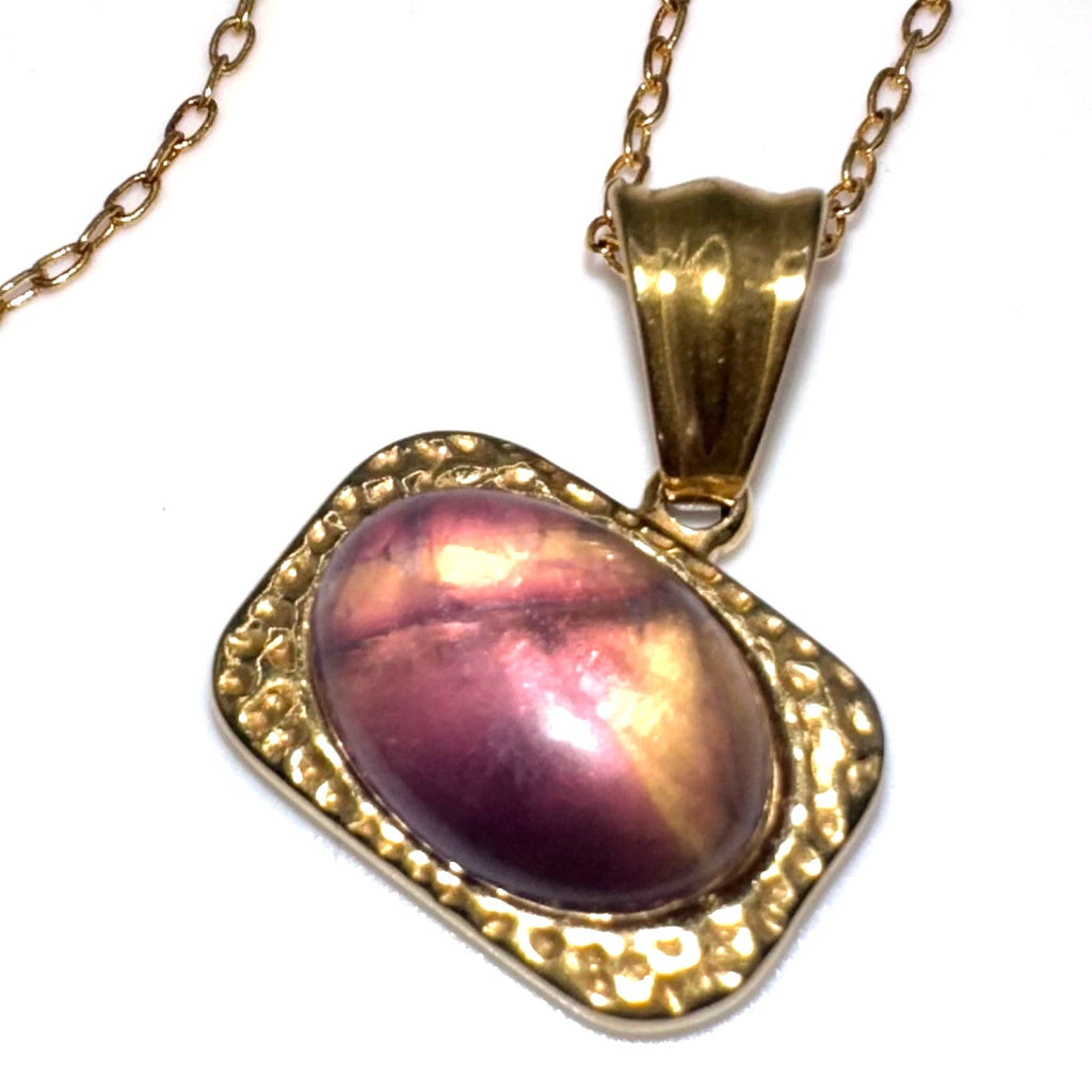Gold tone genuine purple amethyst cabochon pendant 17.75" chain necklace