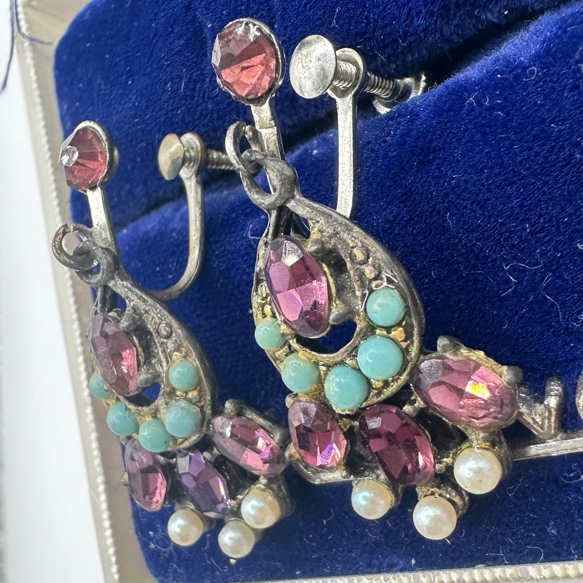 Vintage silver tone purple rhinestones faux turquoise pearls screw back earrings