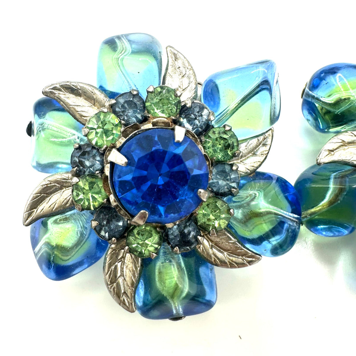 Vintage silver tone blue green givré uranium glass rhinestones clip on earrings