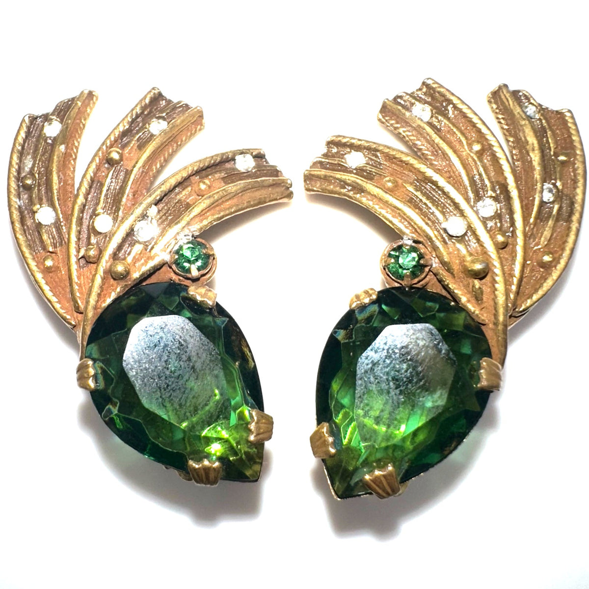 Vintage gold tone fern green rhinestones fan spray crawler clip on earrings