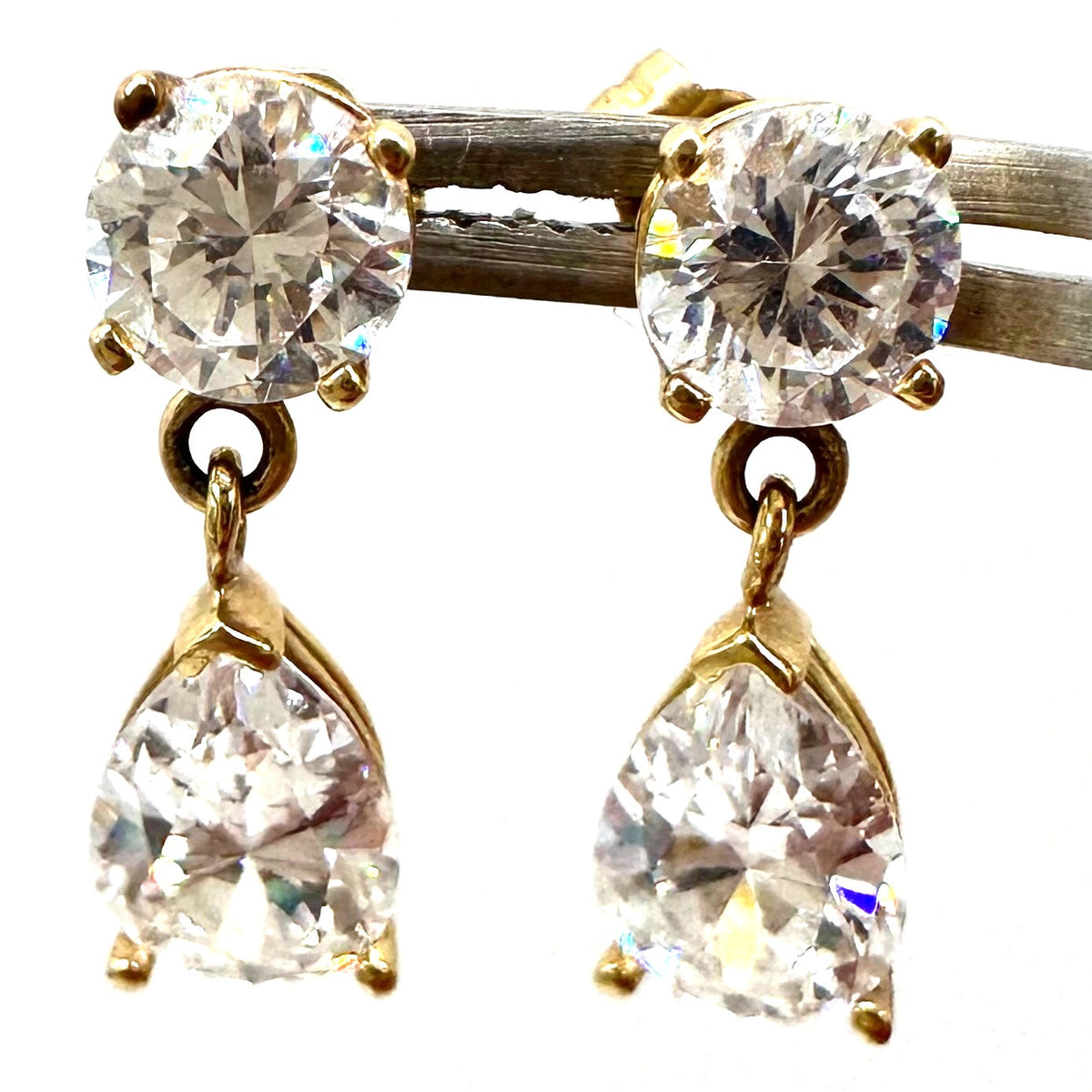 Solid 14kt yellow gold clear cubic zirconia CZ drop dangle post earrings 3.86g