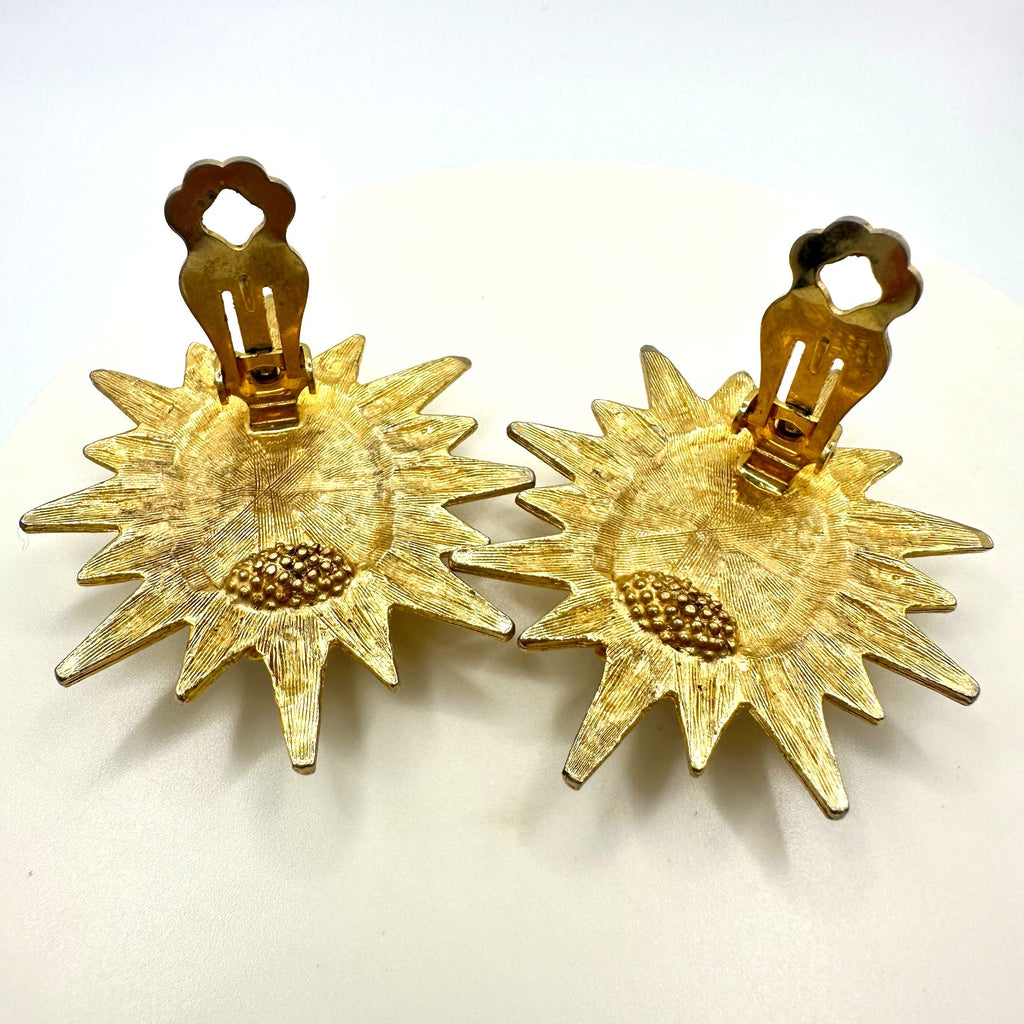 Vintage gold tone large starburst white milk glass cabochons clip on earrings