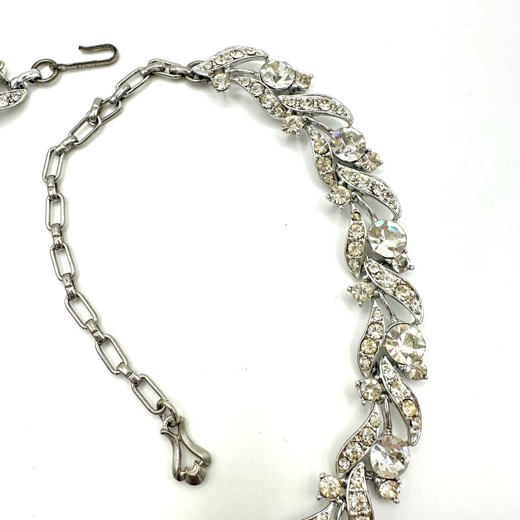 Star signed vintage 1950s silver tone clear glass rhinestones necklace