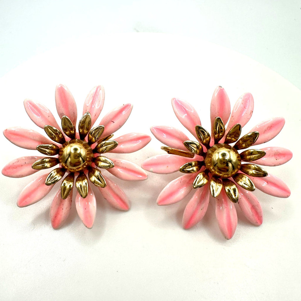 Sarah Coventry vintage gold tone pink enamel flowers floral clip on earrings
