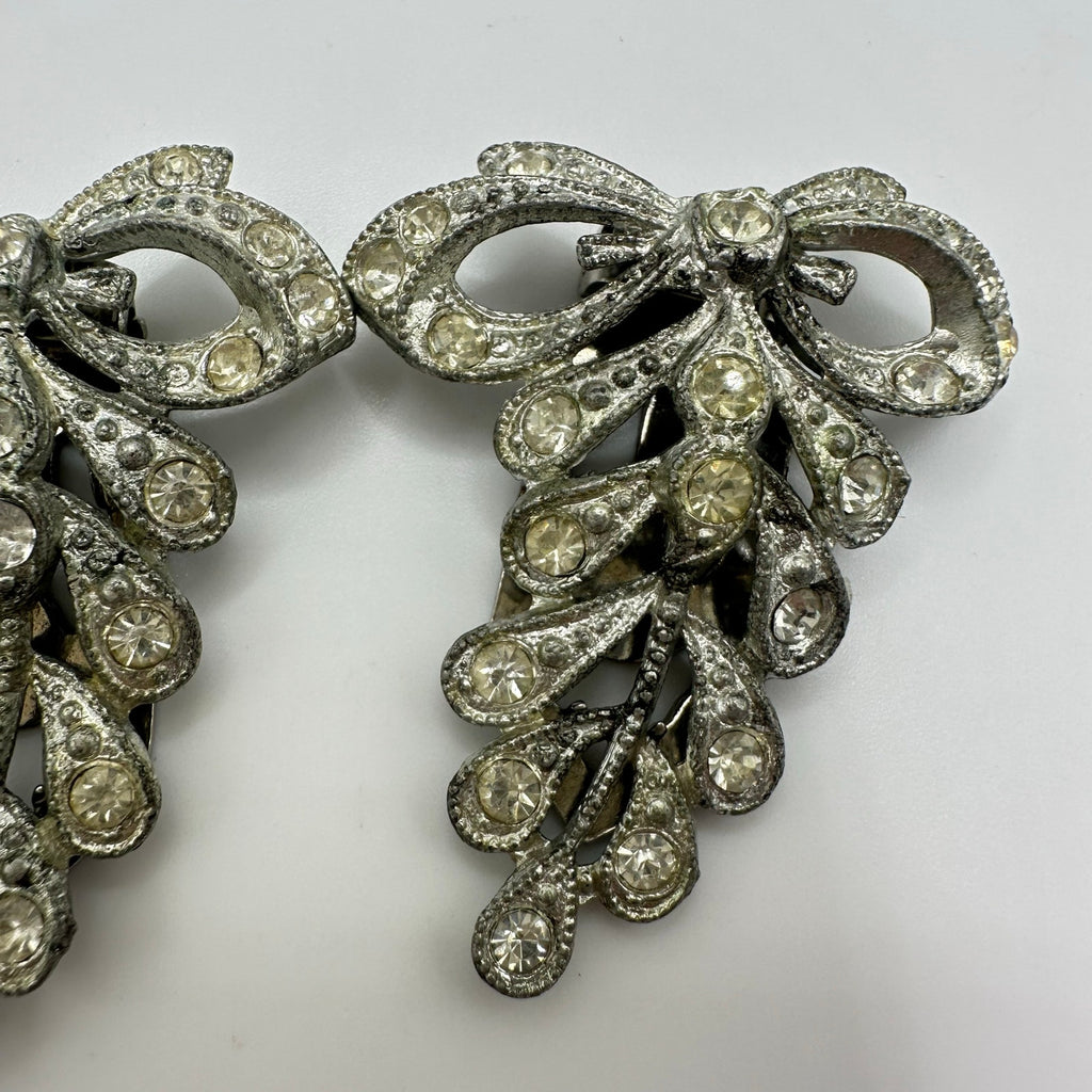 1930s antique Art Deco set 2 silver tone bows clear rhinestones dress clips