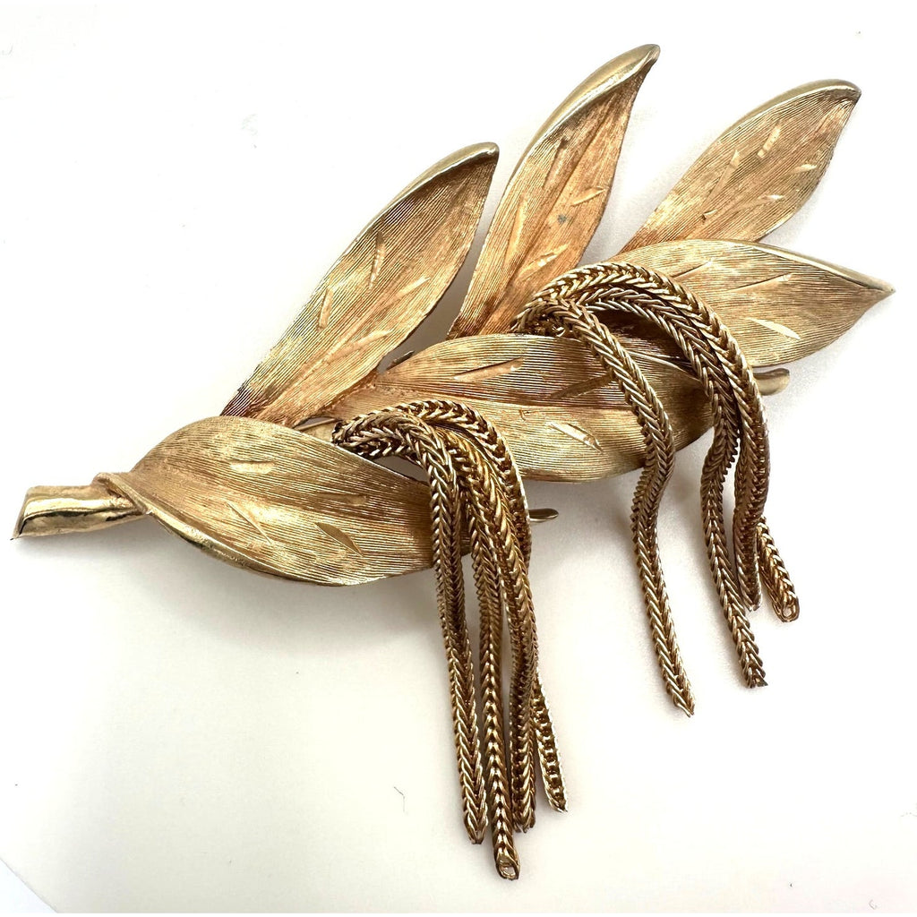 Vintage high end gold tone articulated foxtail chains leaf leaves brooch