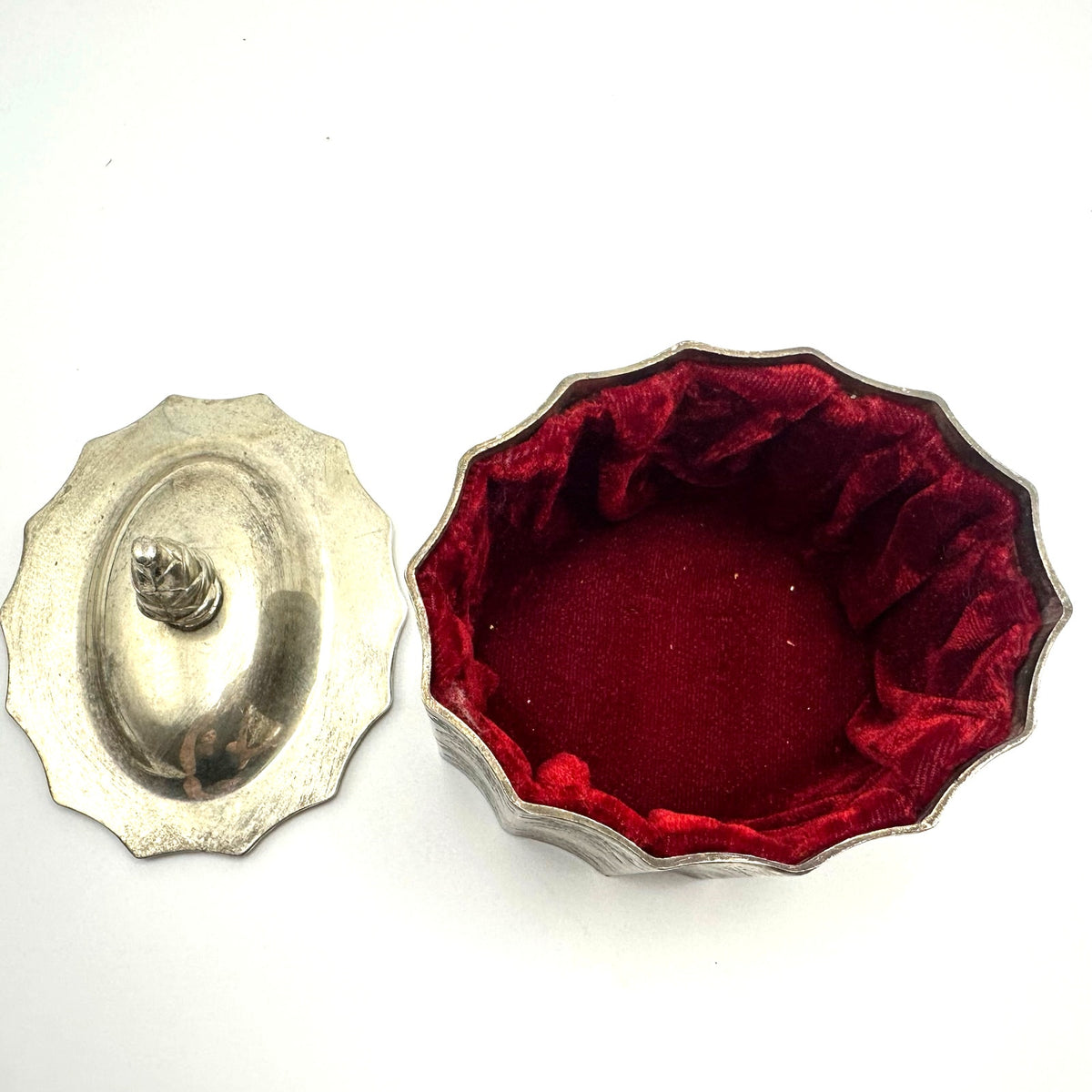 Godinger 1991 vintage silver plated red velvet lined decorative box 4.75 x 4 x 3