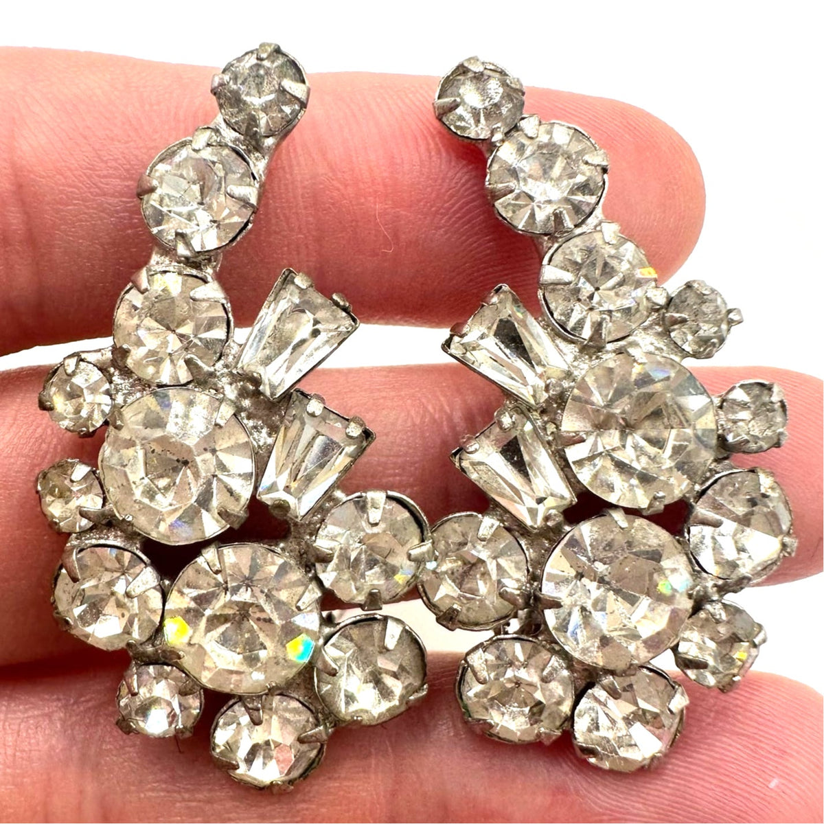 1940s vintage silver tone clear glass rhinestones crawler clip on earrings