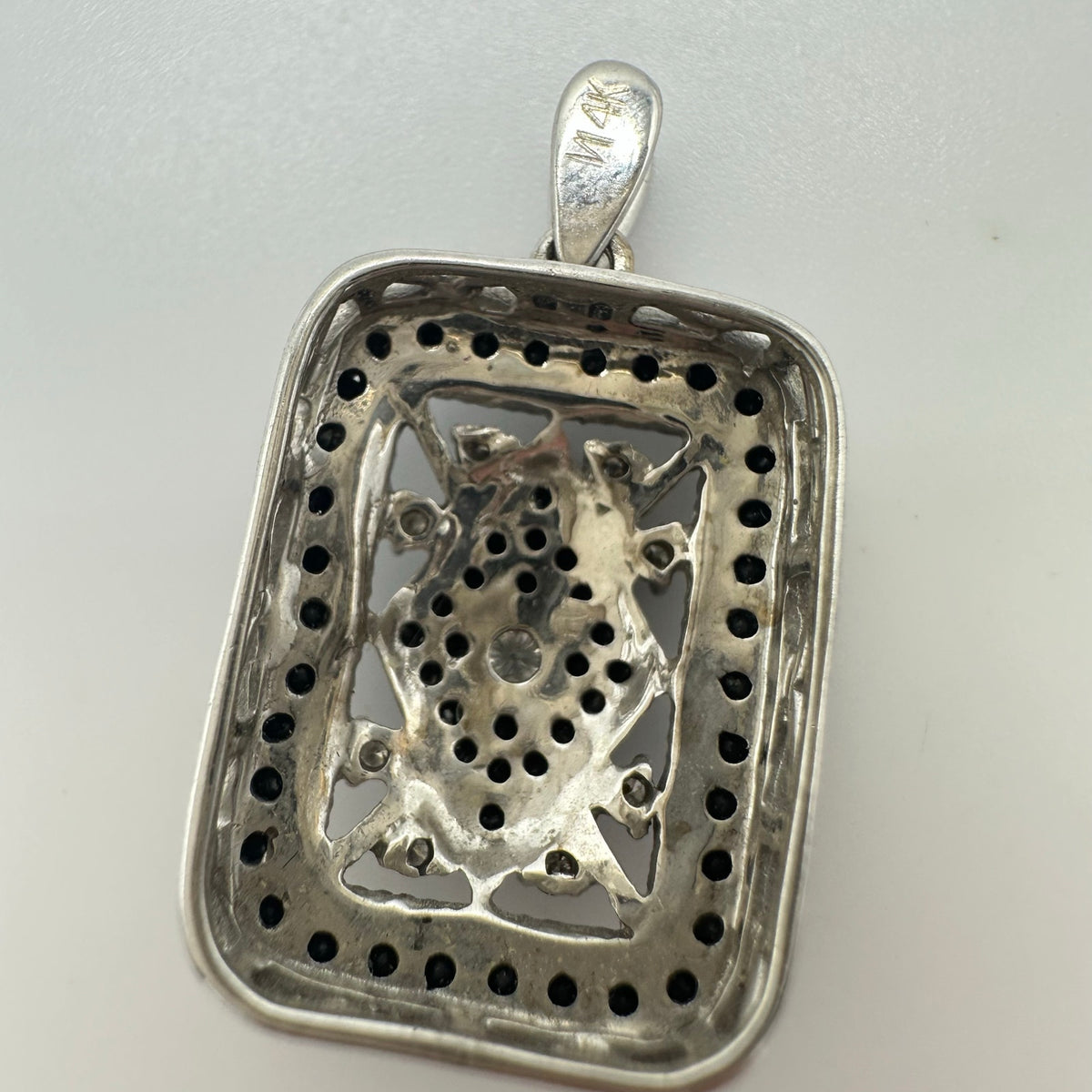 14kt solid white gold white black diamonds treated 0.50CTW pendant 3.13 grams