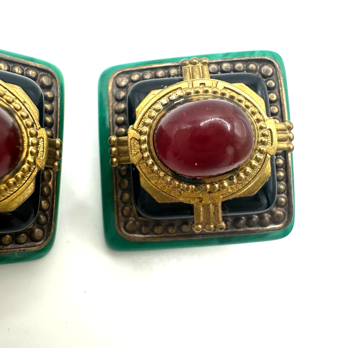 1980s vintage gold tone red black art glass green lucite clip on earrings