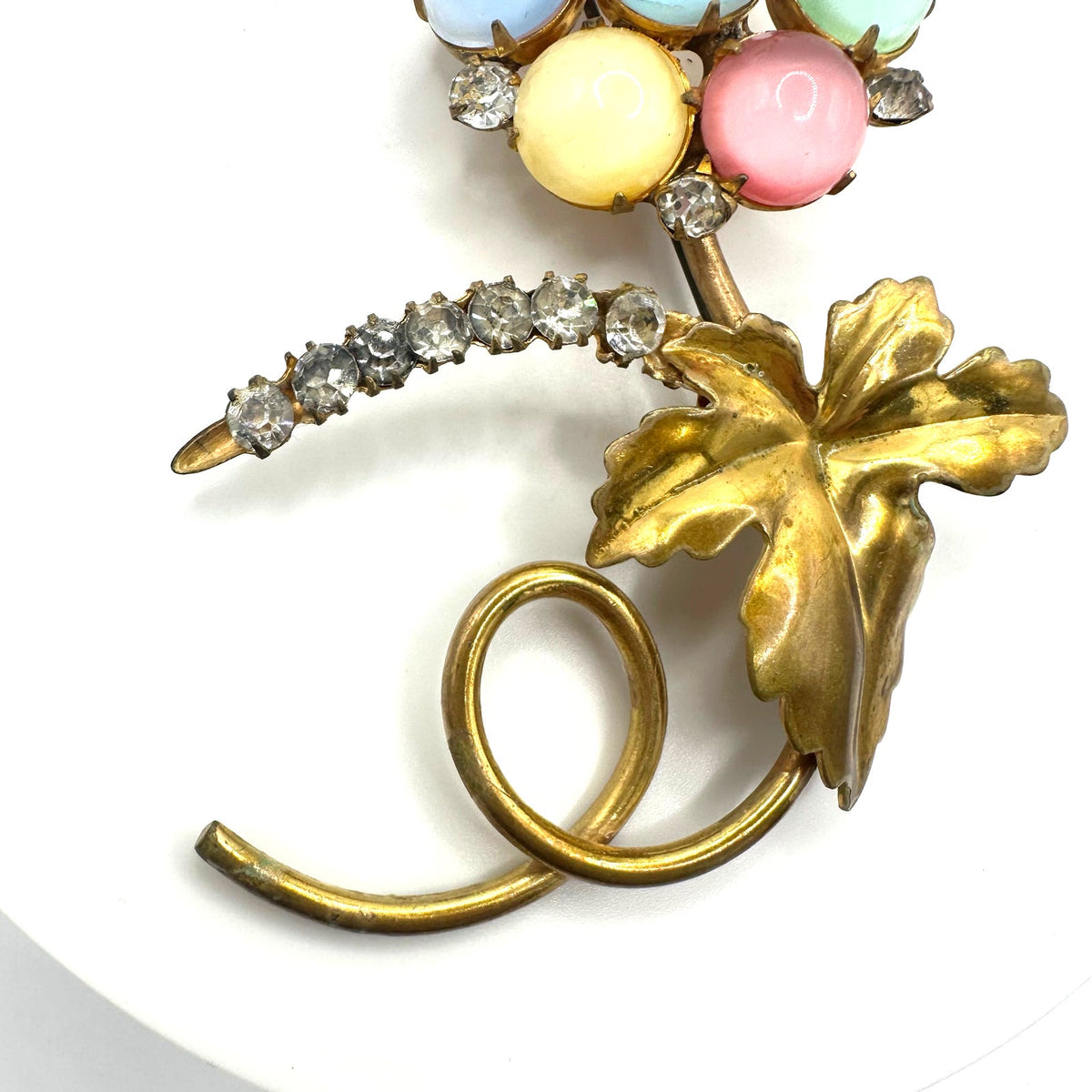 Vintage gold tone multicolor uranium satin glass cabochons rhinestones brooch