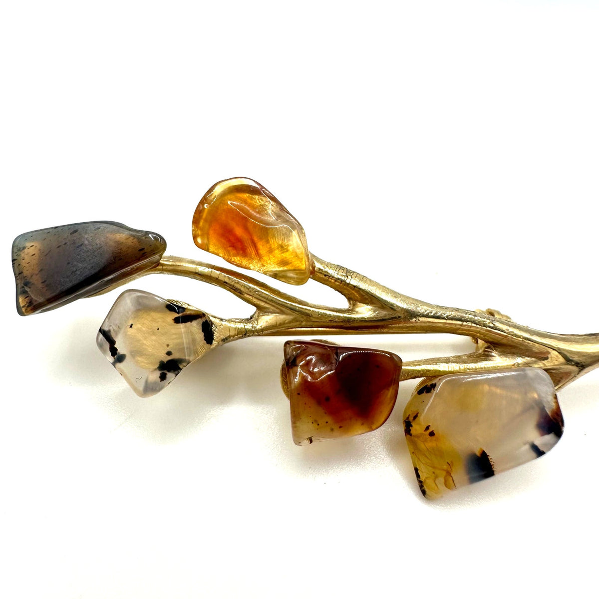 Vintage gold tone genuine red carnelian banded black agate 5 stone floral brooch
