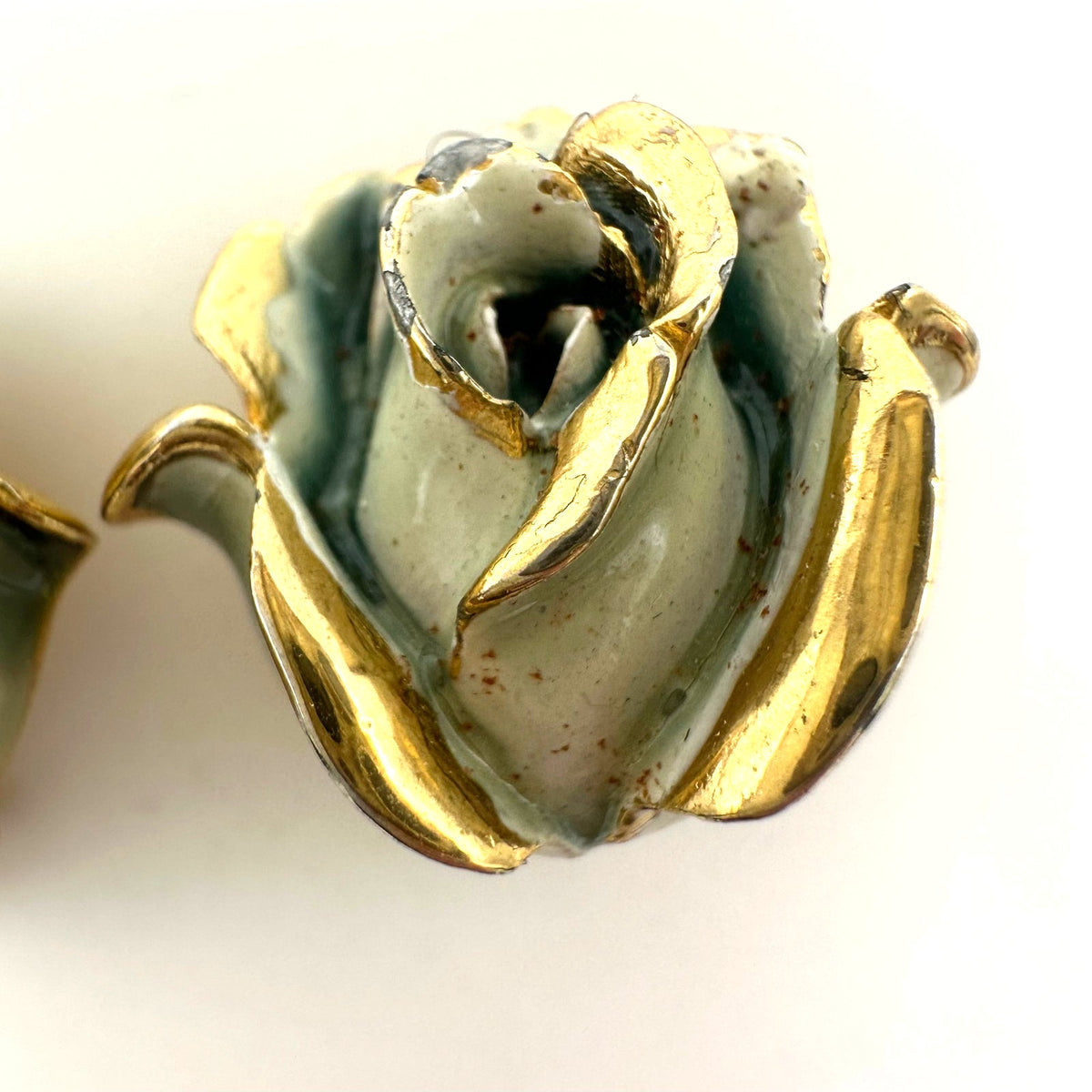 Capri signed vintage gold tone blue enamel 3D roses floral clip on earrings