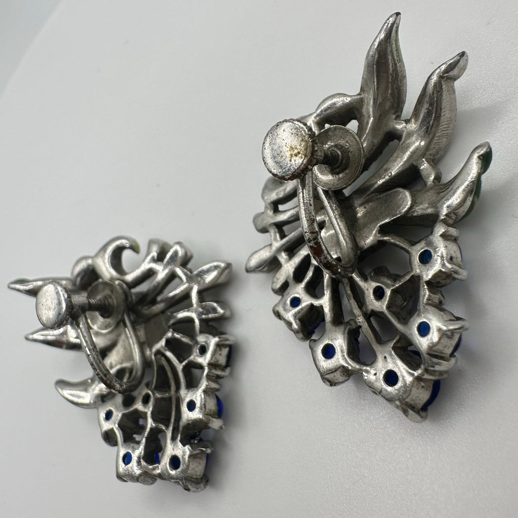1940s vintage silver tone blue rhinestones green enamel screw back earrings