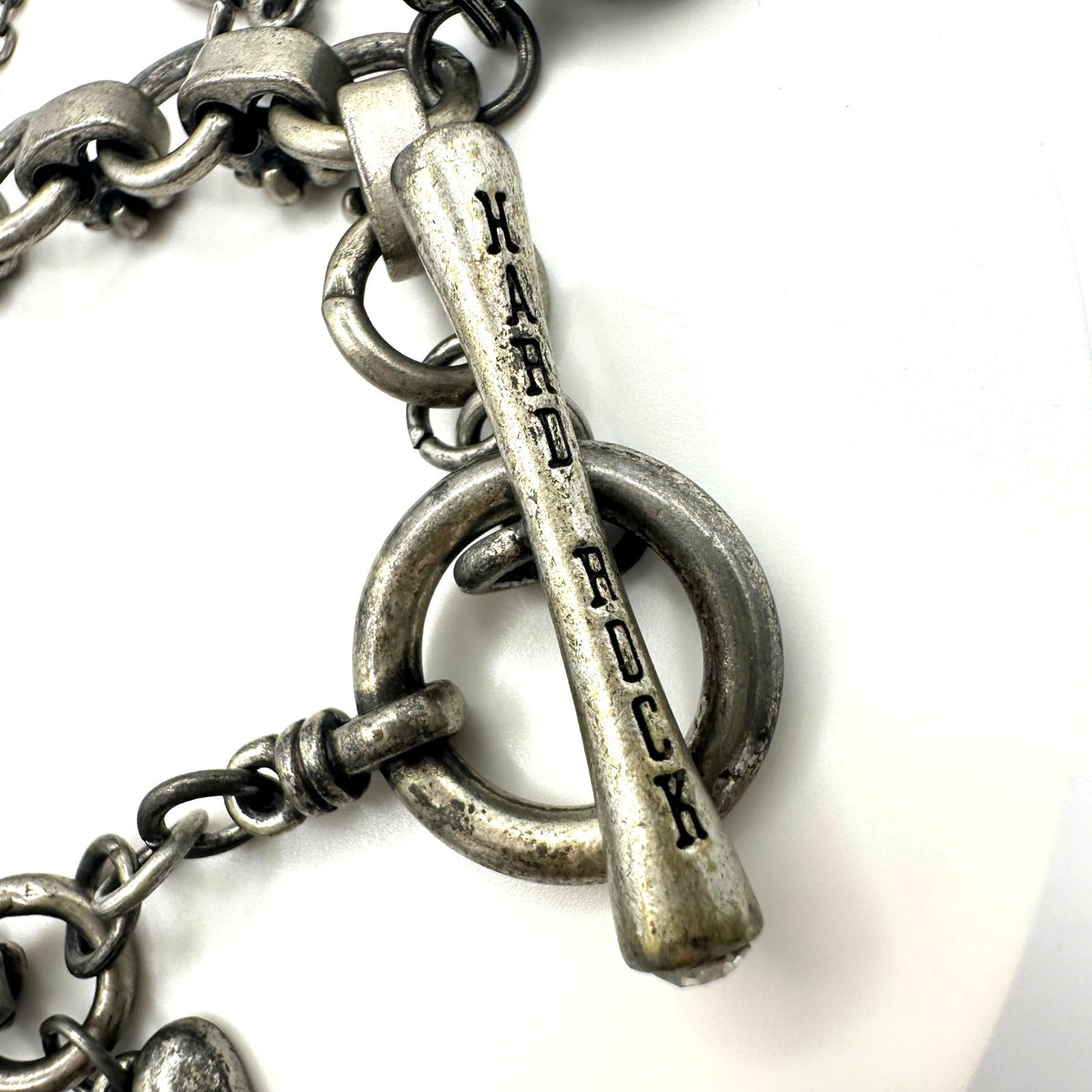 Y2K Hard Rock Cafe Hotel silver tone punk hanging chains charms bracelet 8”
