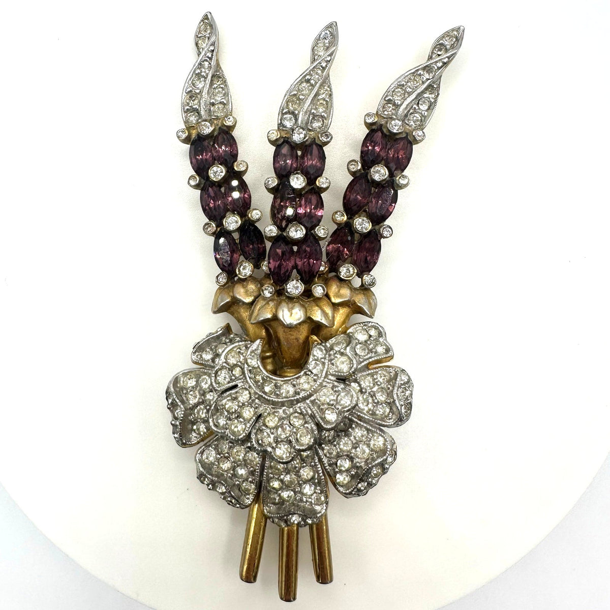 Vintage 1940 gold tone purple rhinestones large flower floral bouquet brooch