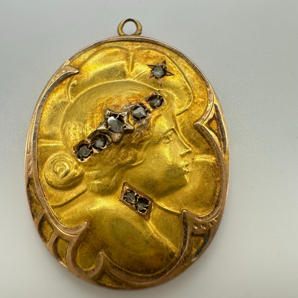 Antique Art Nouveau solid 18kt gold rose cut natural diamonds cameo pendant