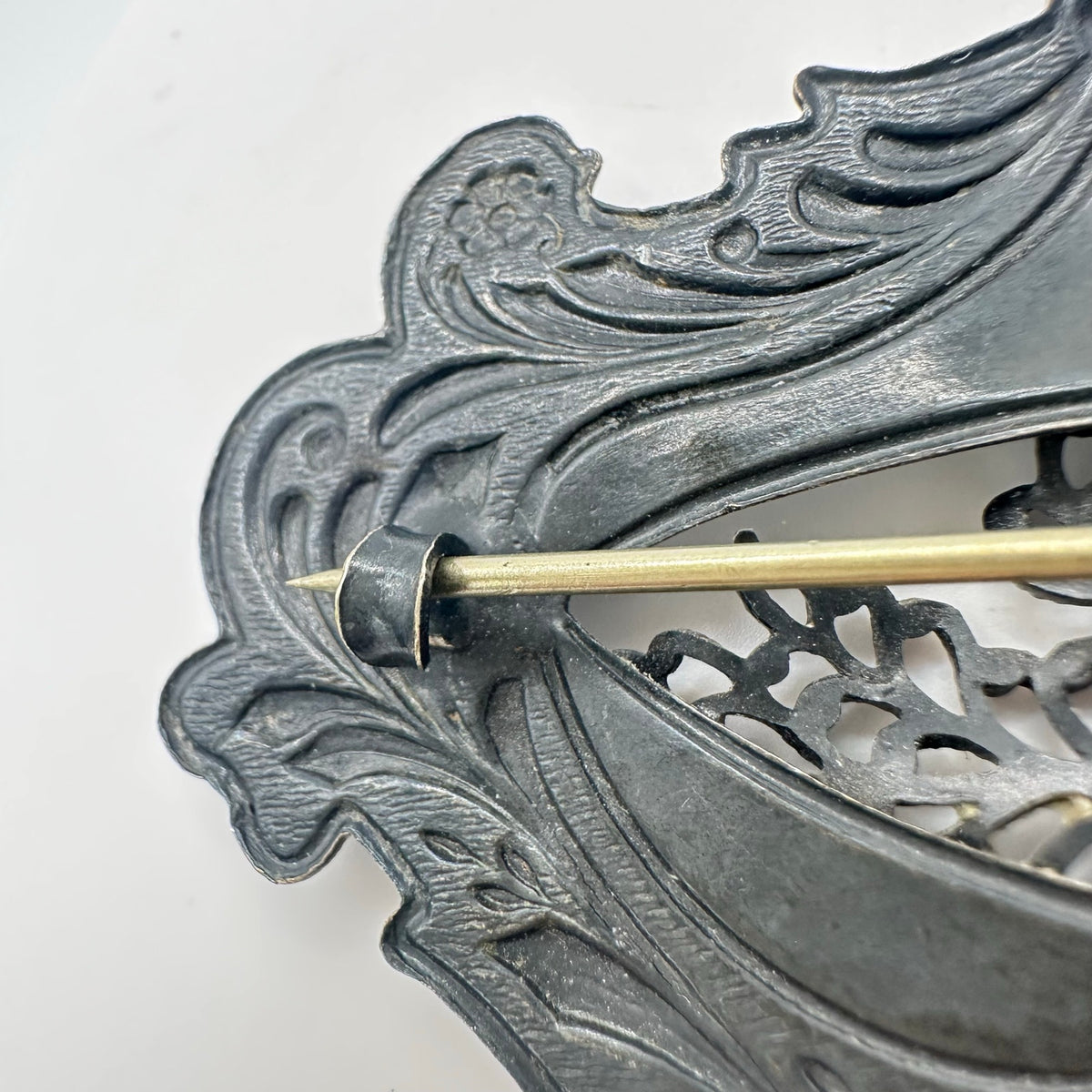 Antique 1900s Art Nouveau gilt silver brass purple rhinestone sash pin brooch