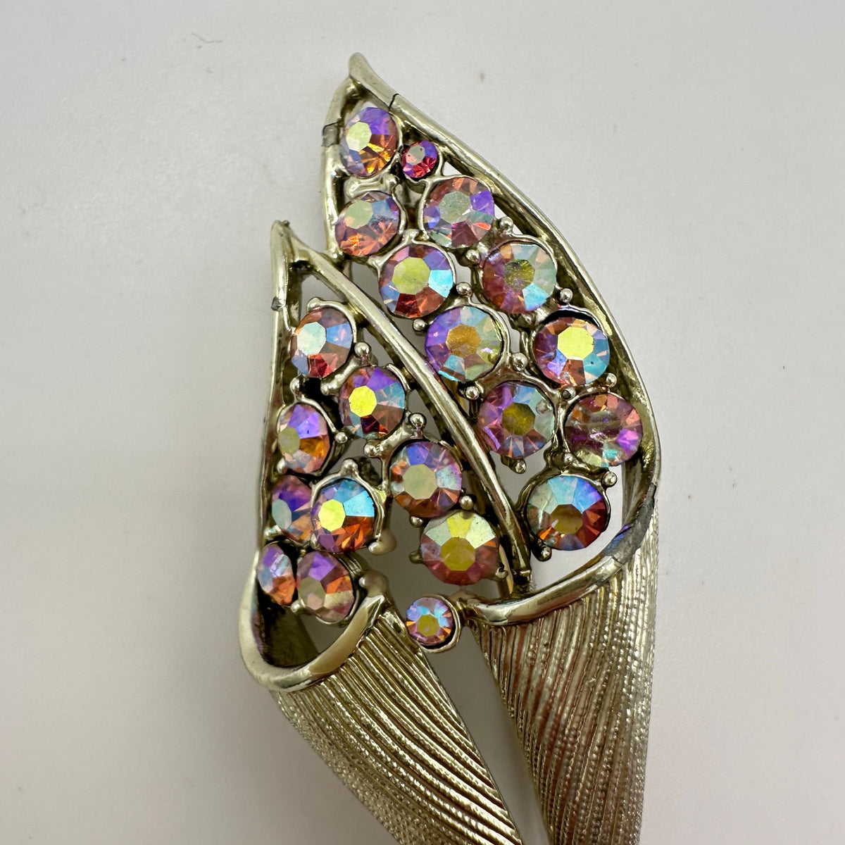 Coro Pegasus vintage gold tone pink aurora borealis AB rhinestones flower brooch