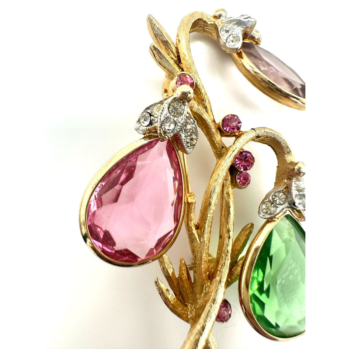 BSK vintage gold tone multicolor large rhinestones floral bouquet brooch