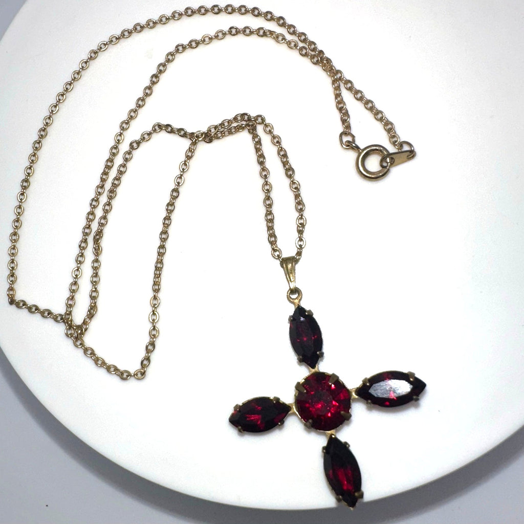 Vintage red burgundy faux garnet glass Maltese cross pendant chain necklace