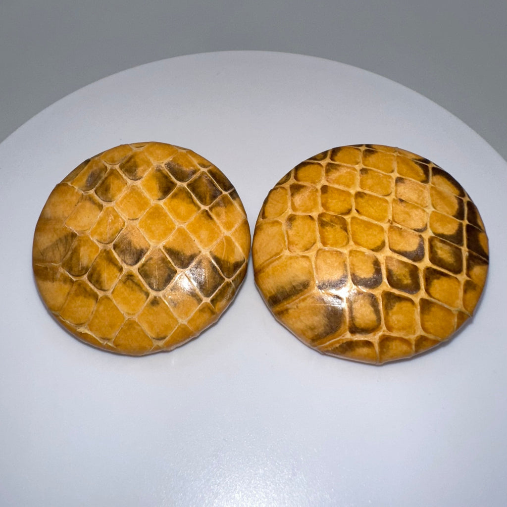 1980s vintage genuine snake skin snakeskin leather yellow disc clip on earrings