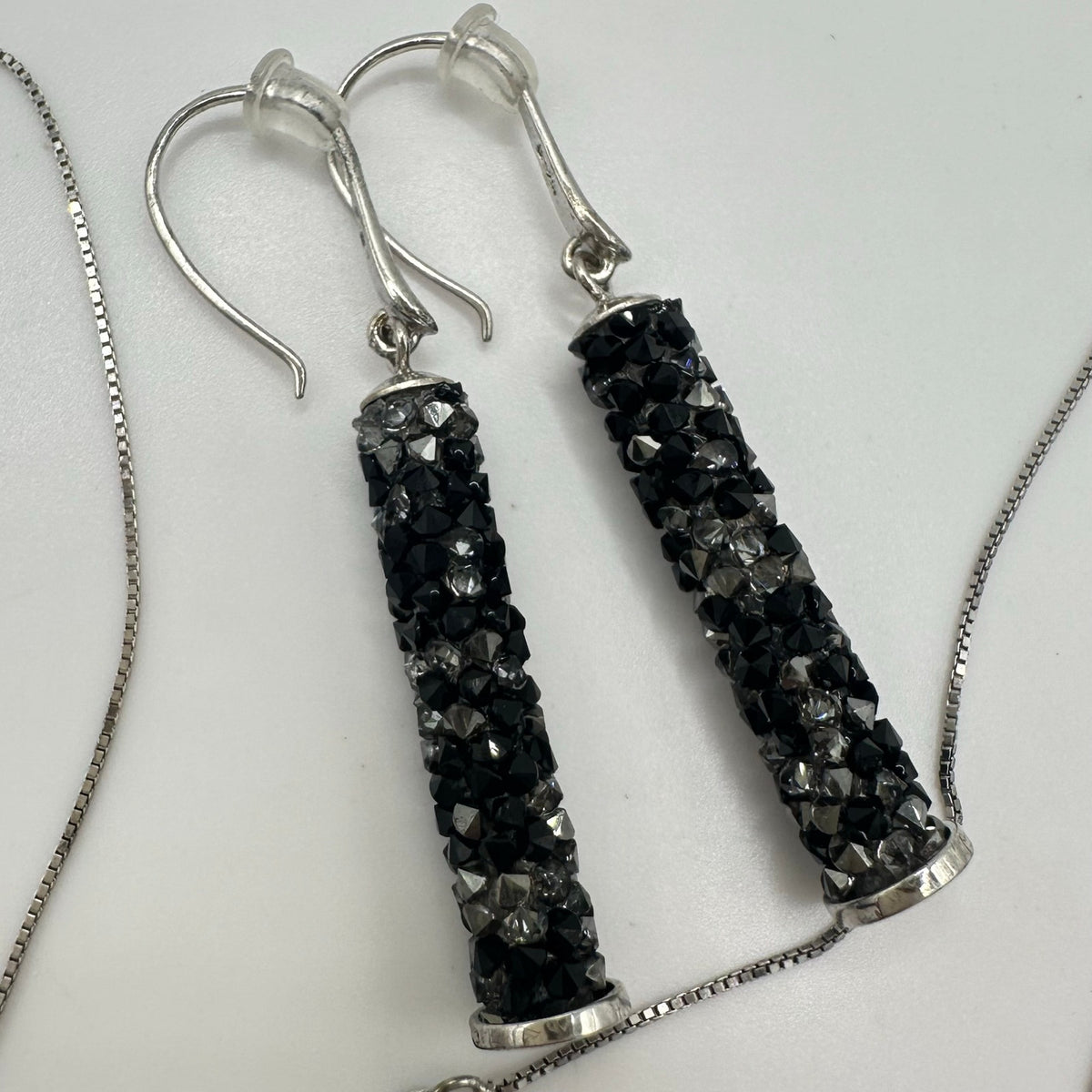 925 sterling silver Swarovski crystals tubes 18.75" necklace hook drop earrings