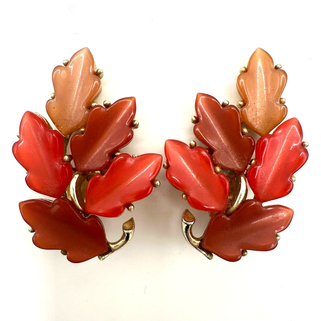 Lisner vintage gold tone red orange thermoset lucite leaf clip on earrings