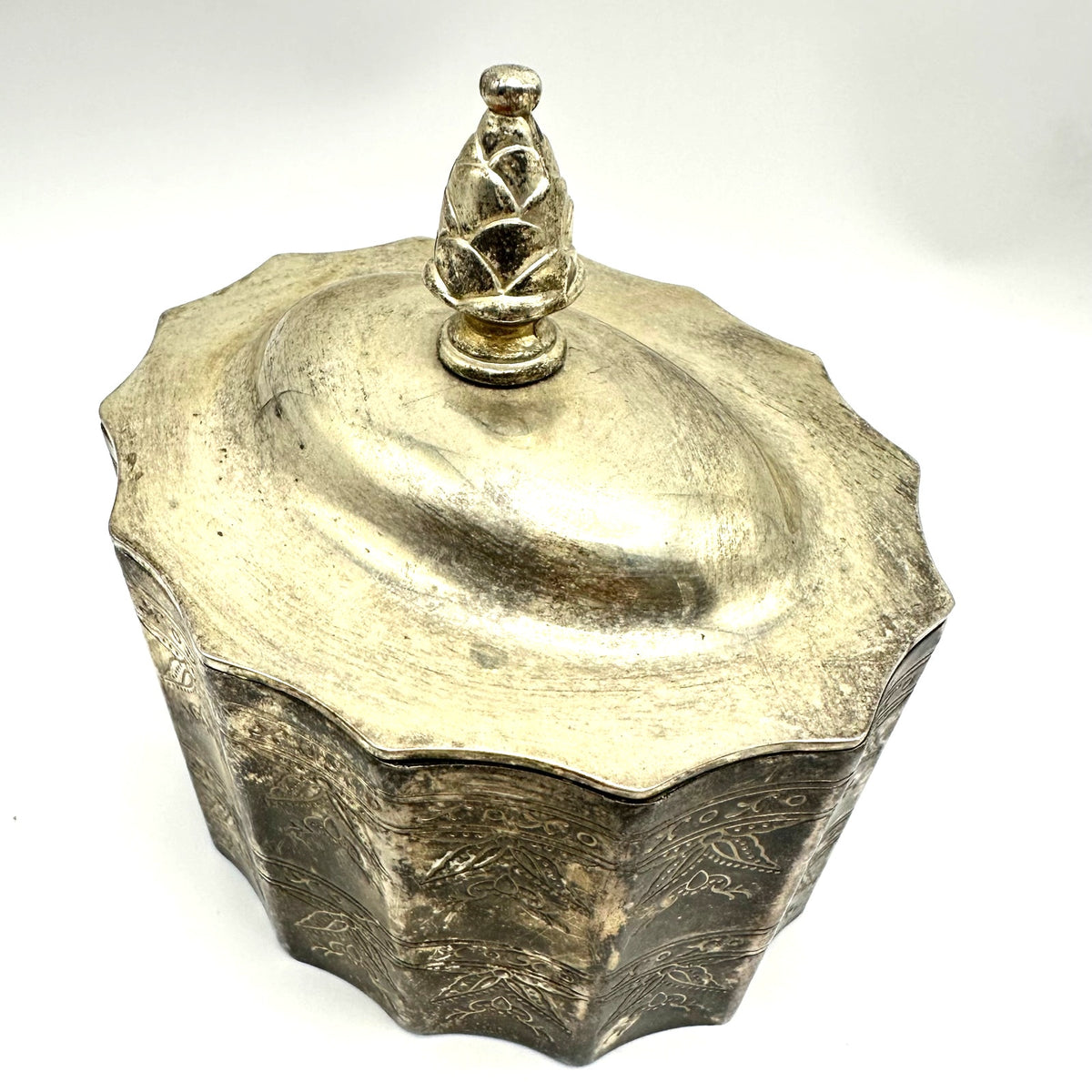 Godinger 1991 vintage silver plated red velvet lined decorative box 4.75 x 4 x 3