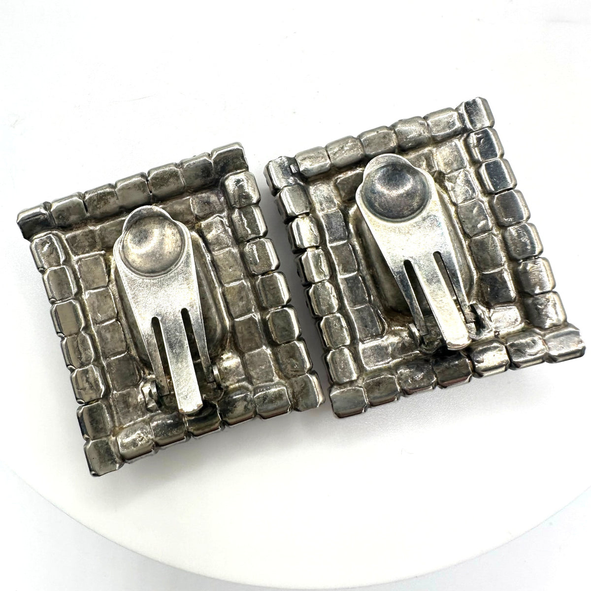 Vintage massive silver tone red rectangular glass rhinestones clip on earrings