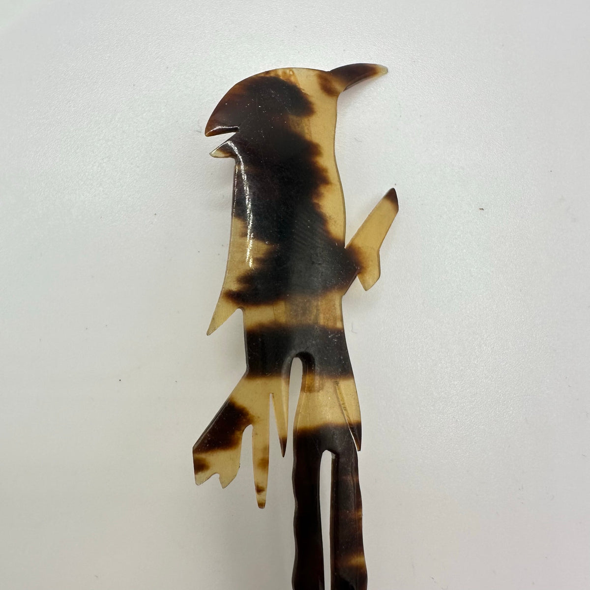 Antique vintage "faux" tortoise shell tortoiseshell carved bird brooch pin