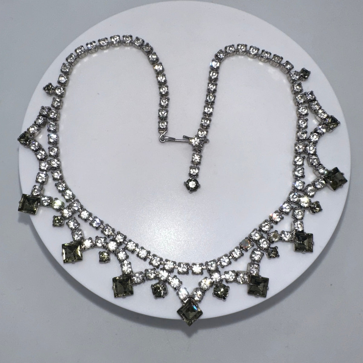 1940s 1950s vintage silver tone clear gray glass rhinestones swag necklace