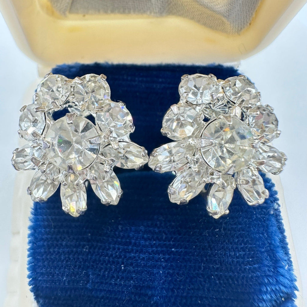 Vintage silver tone rhodium clear glass rhinestones cluster clip on earrings