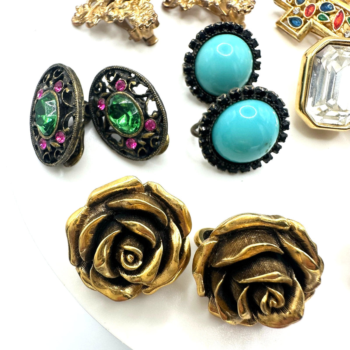 Bundle jewelry lot 7 pairs vintage gold tone clip on earrings 1928 Trifari Monet