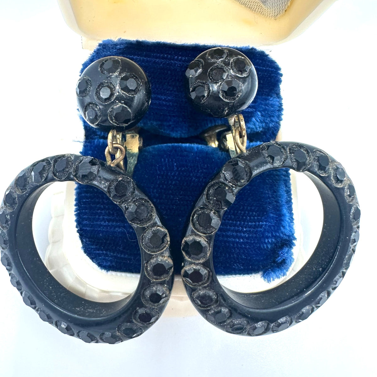 Vintage retro 1940s black lucite glass rhinestones dangle clip on earrings