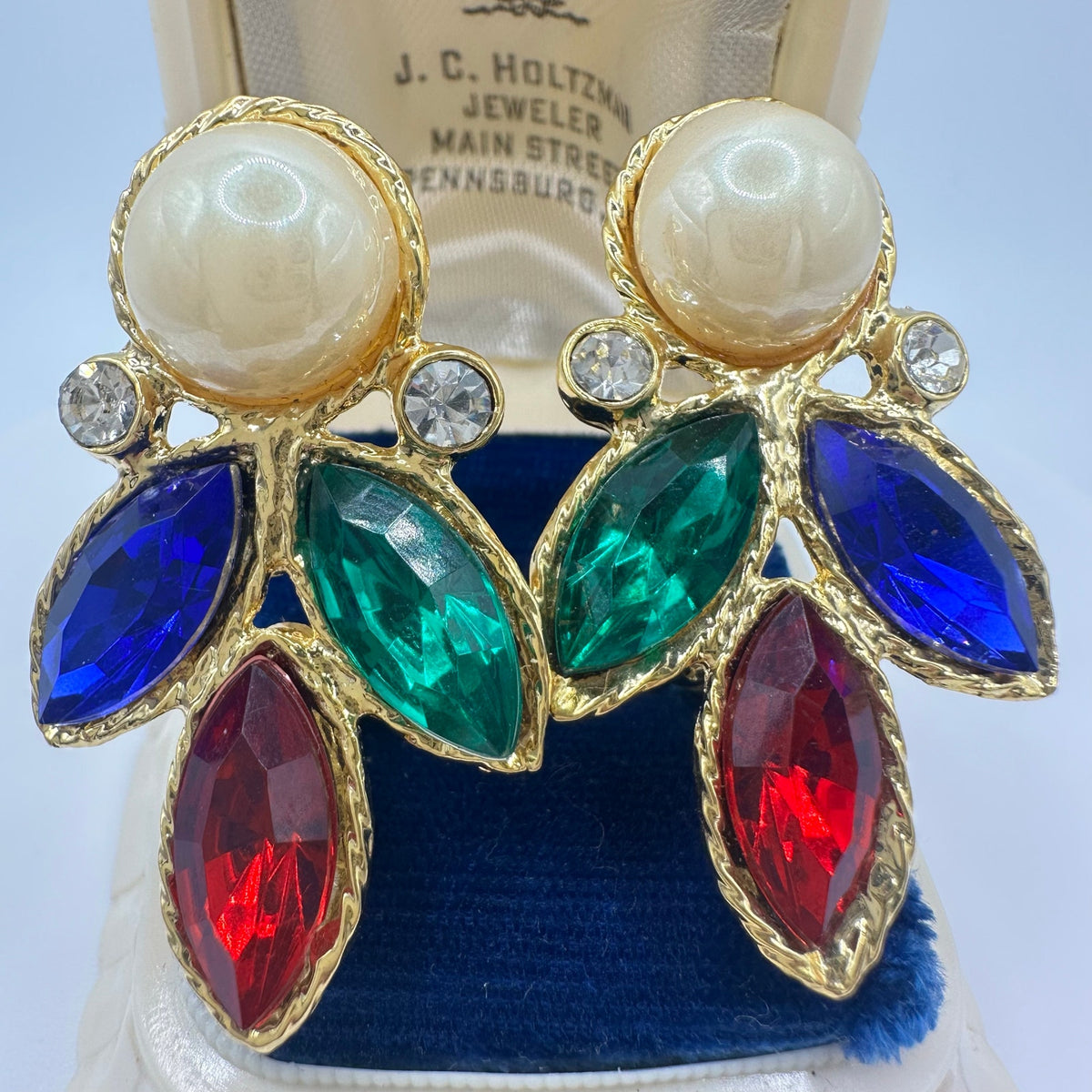 1990s vintage gold tone multicolor rhinestones faux pearls clip on earrings
