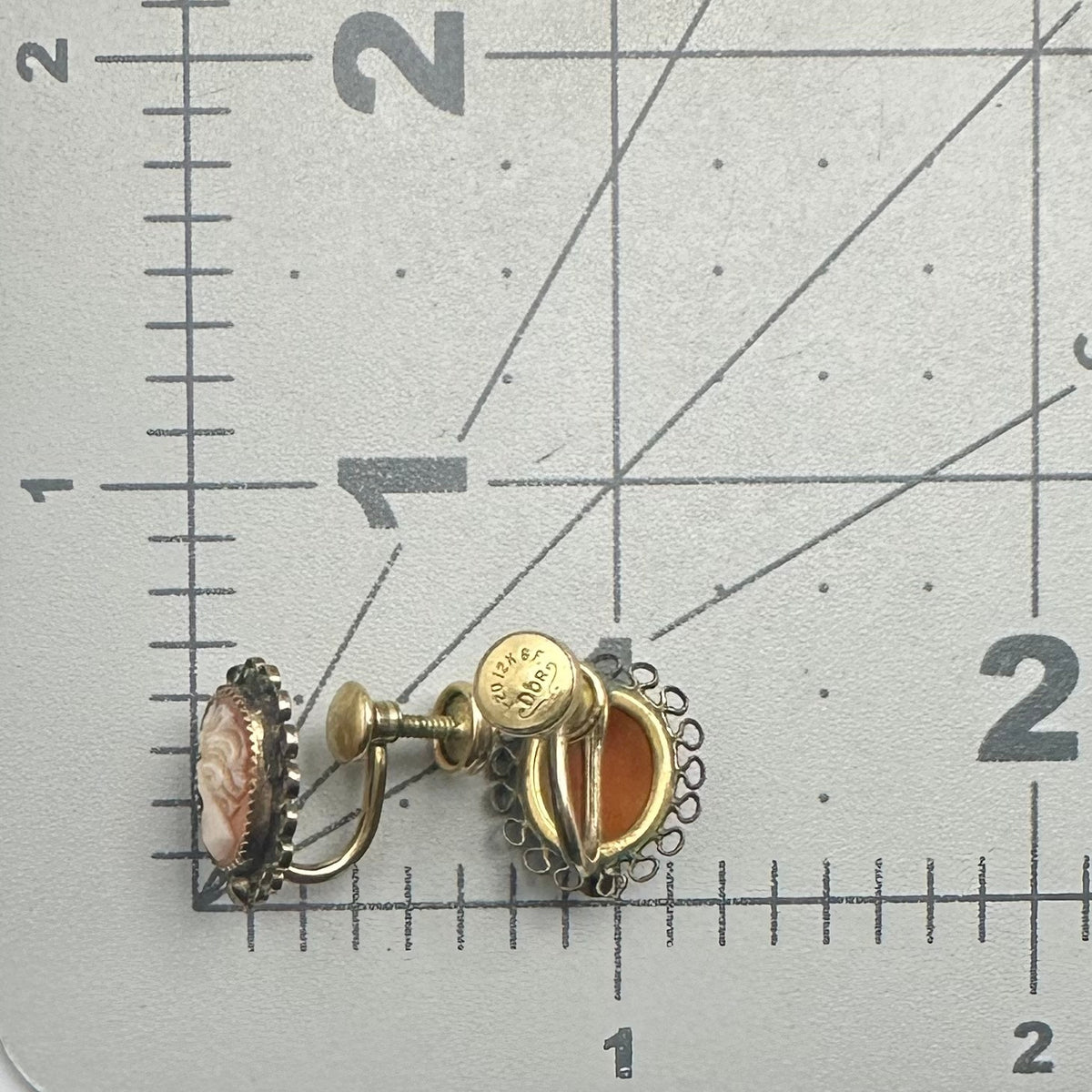D’or vintage 12kt gold filled carved shell cameos screw back earrings