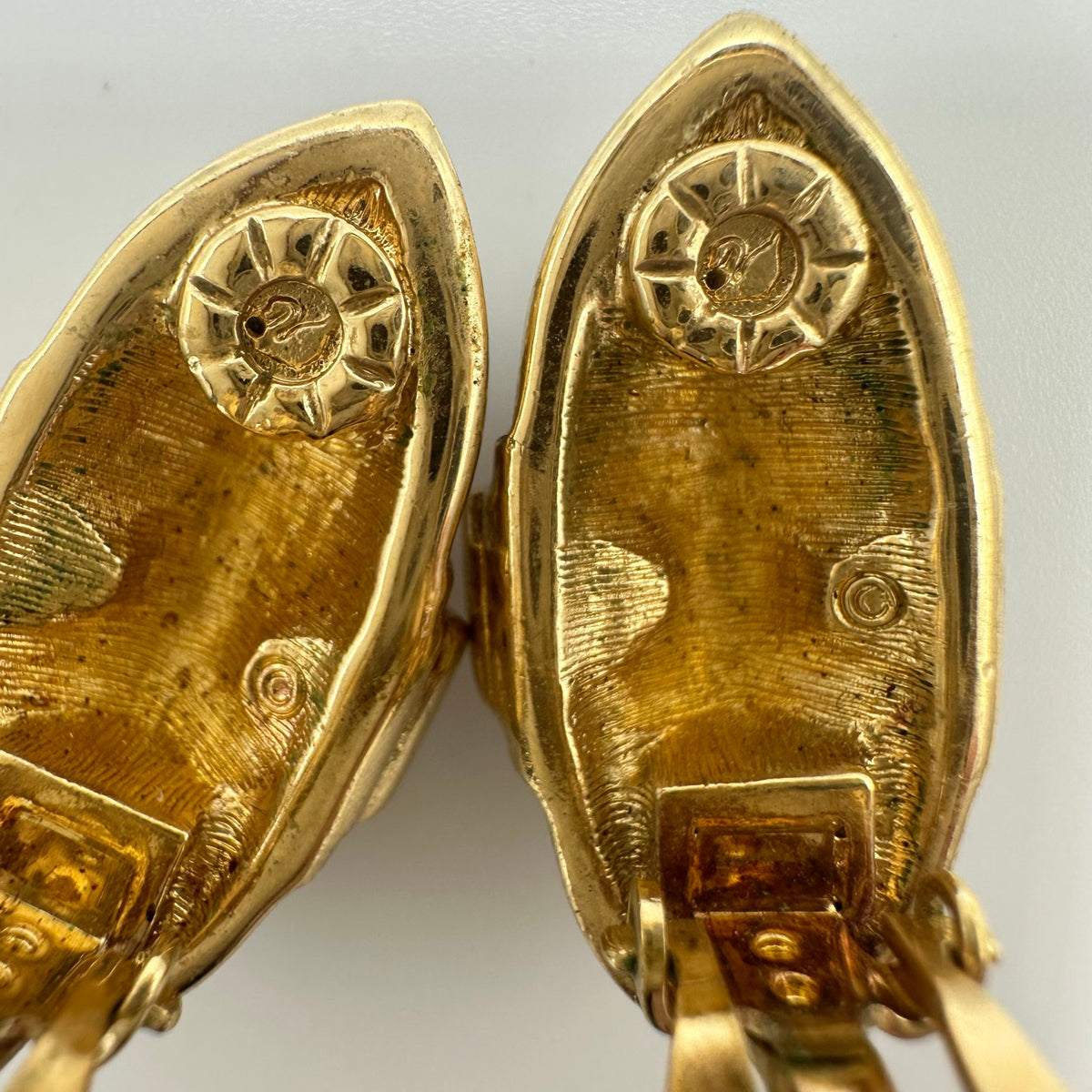 Swarovski Swan vintage 1990s 14kt gold plated Austrian crystals clip on earrings
