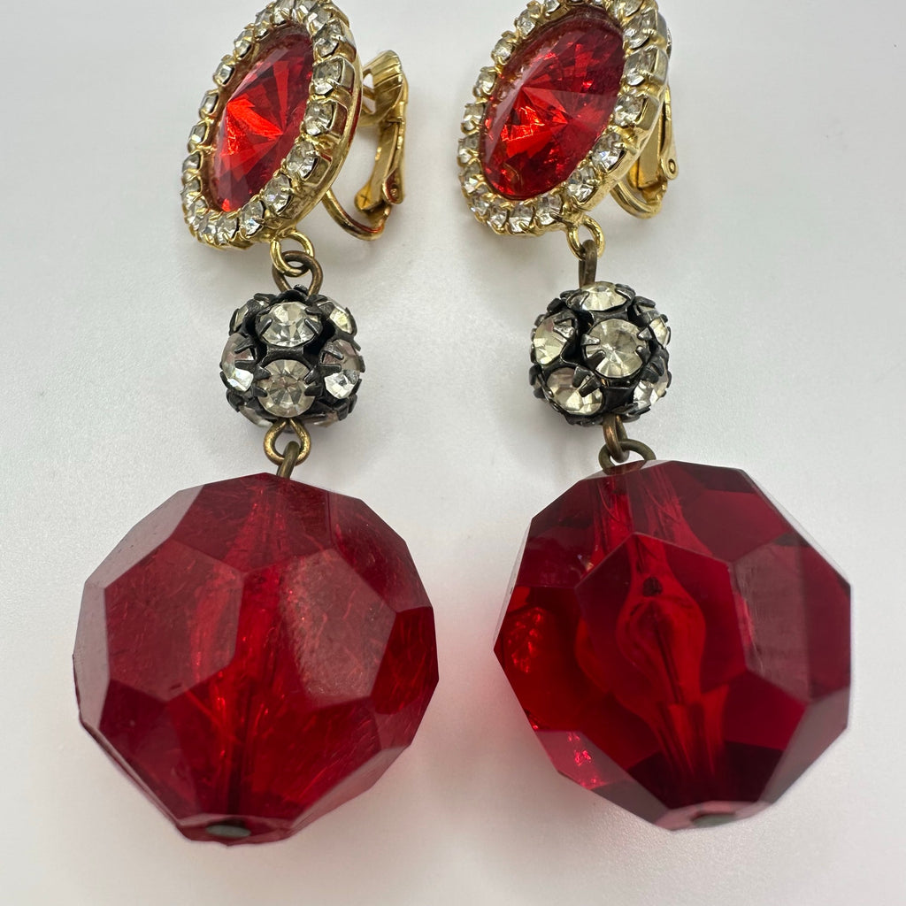 Les Bernard vintage gold tone red lucite rhinestone posts dangle drop earrings