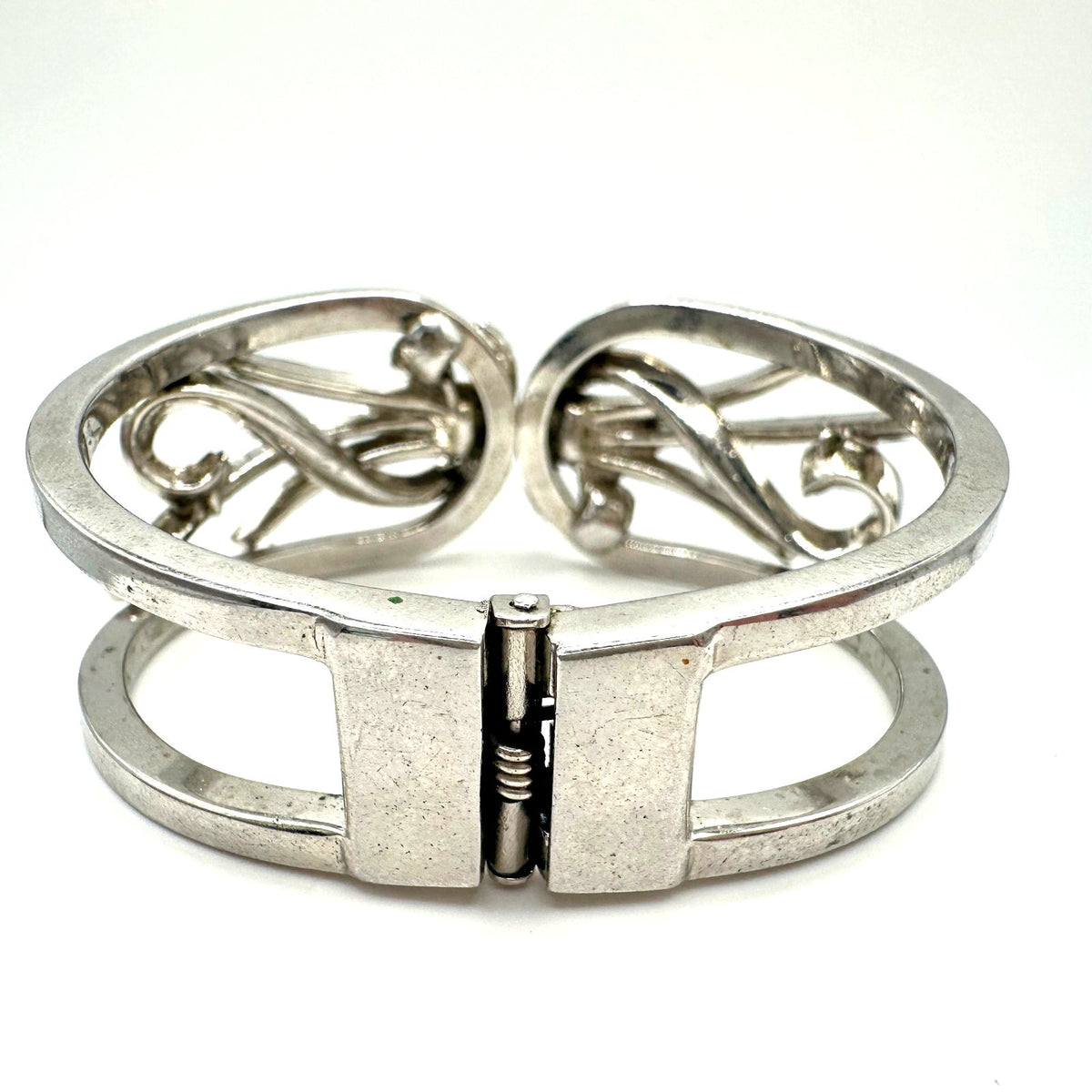 Trifari 1949 Alfred Philippe silver tone rhinestones clamper bangle bracelet
