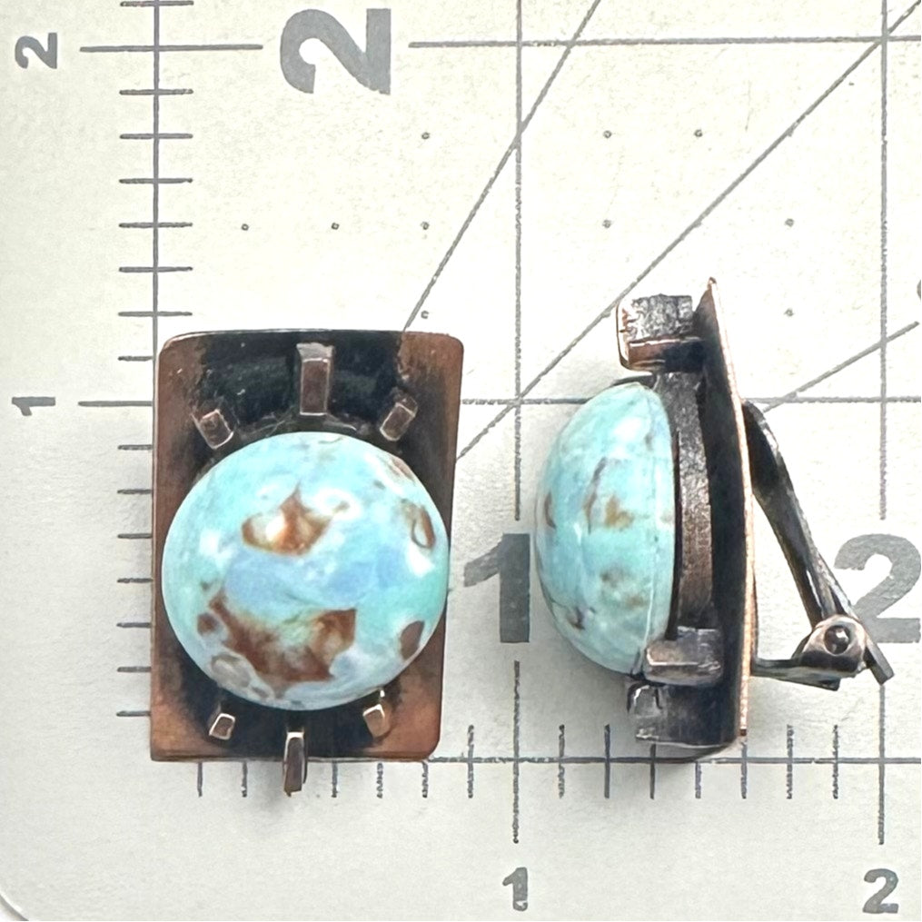 Midcentury vintage modernist copper turquoise lucite cabochons clip on earrings