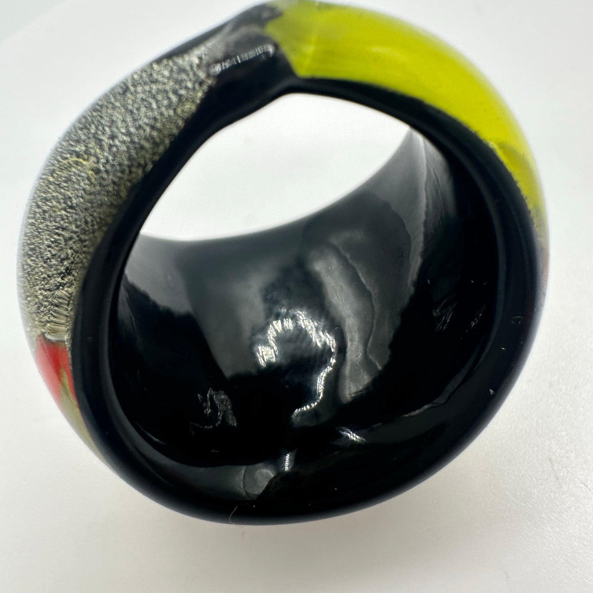 Vintage hand blown swirled red yellow black silver gold glitter art glass ring 9