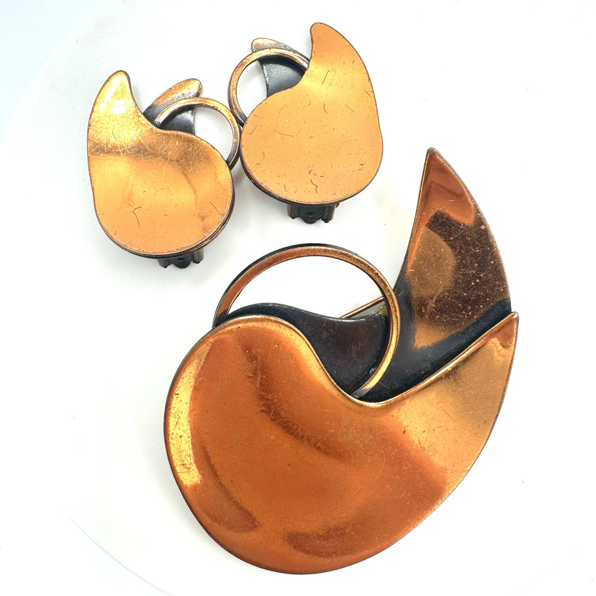 Vintage solid copper modernist teardrop paisley brooch clip on earrings set