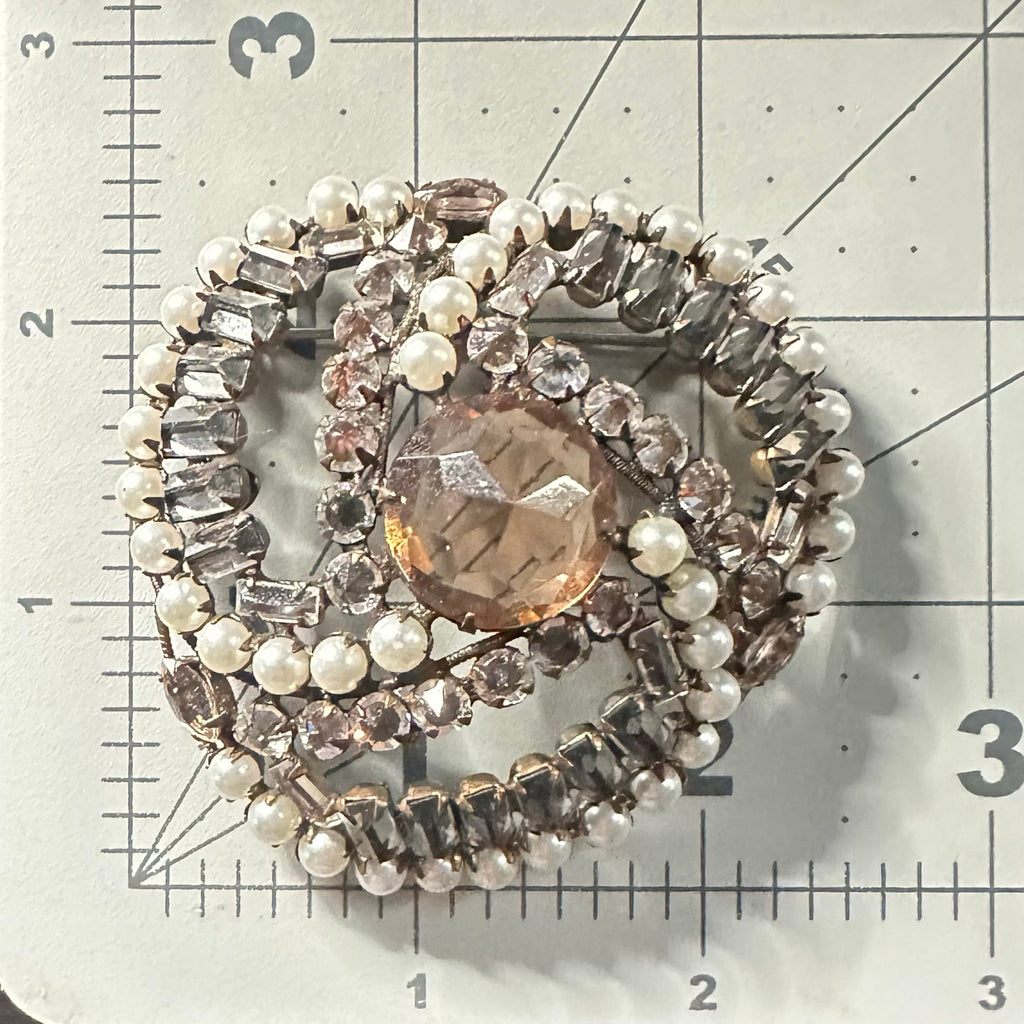 Schreiner vintage gold tone clear gray topaz inverted rhinestones pearls brooch