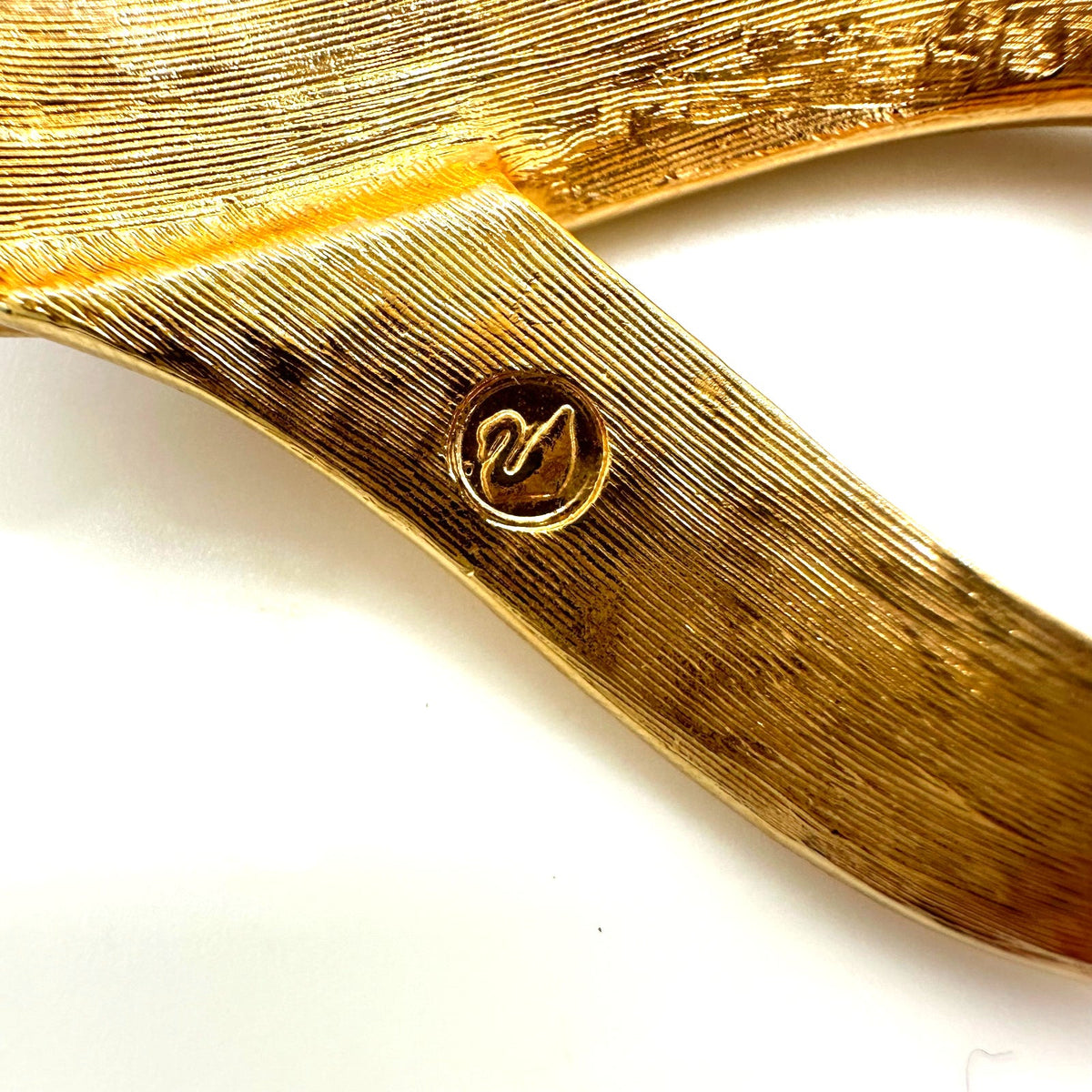 Swarovski Swan signed vintage gold tone rainbow baguettes rhinestones brooch