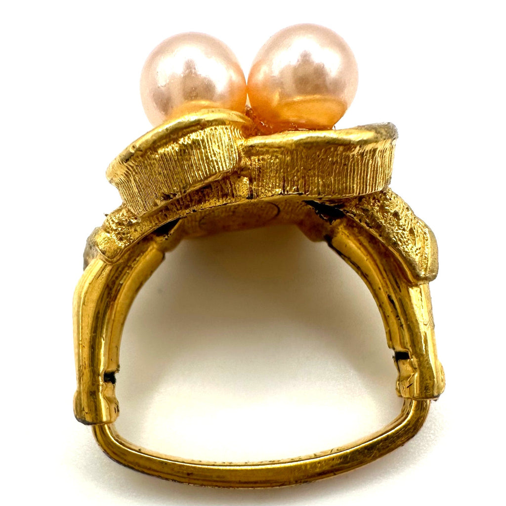 Vendome vintage 1960s gold tone pink faux pearls adjustable ring 5 6