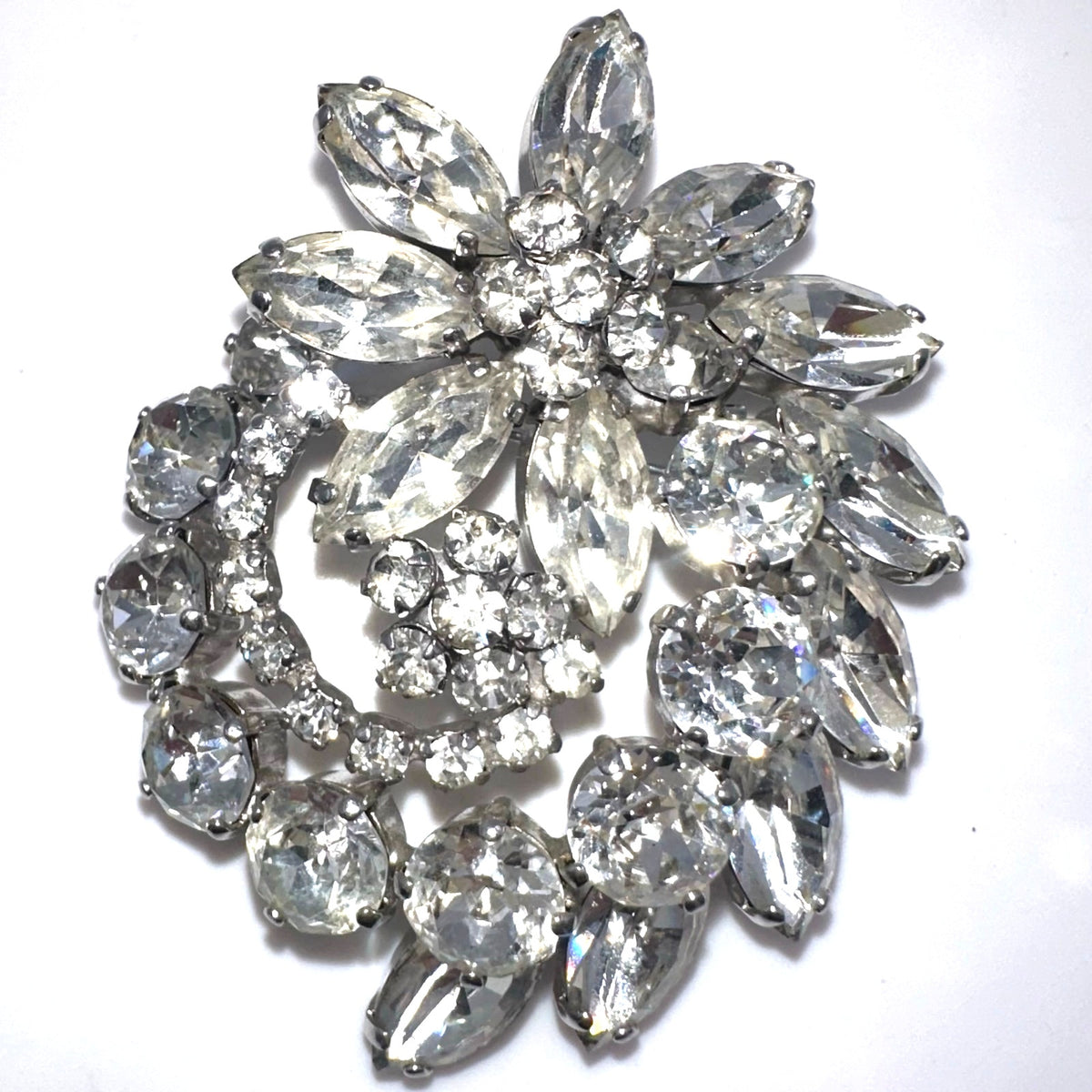 1950s high end vintage silver tone clear glass rhinestones brooch