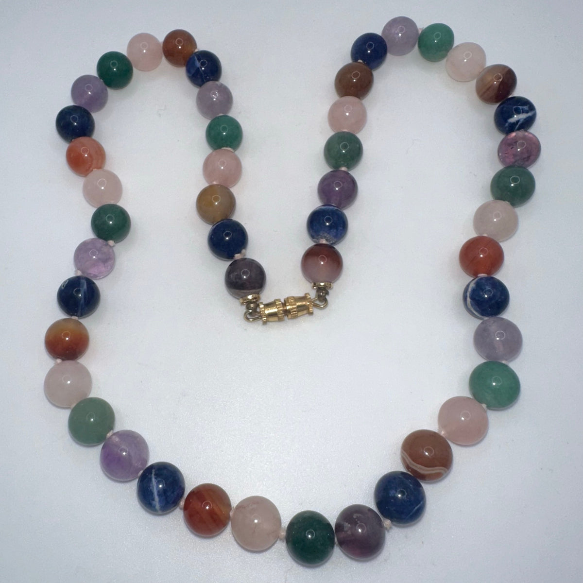 Vintage multicolor rainbow semiprecious quartz agate 10mm beads beaded necklace