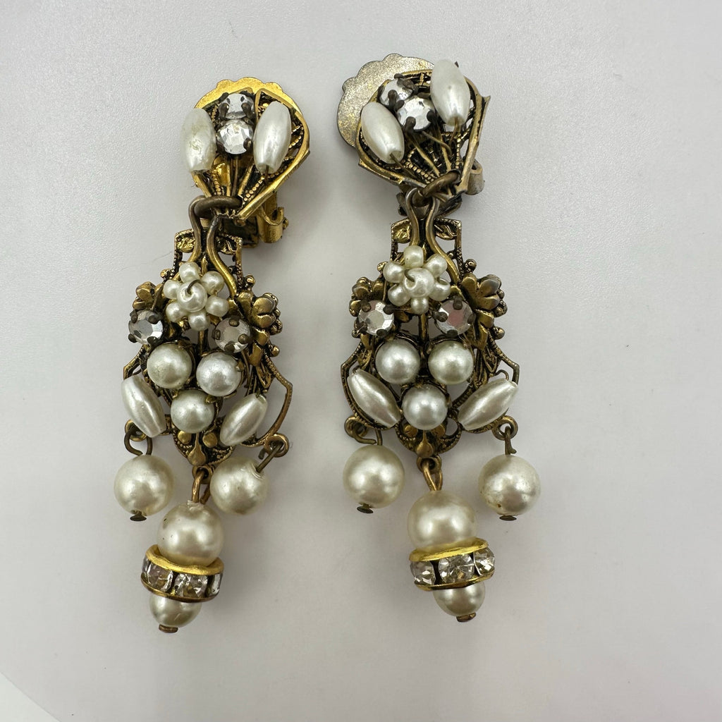 Robert Demario unsigned gold tone rose montee rhinestones pearl clip on earrings
